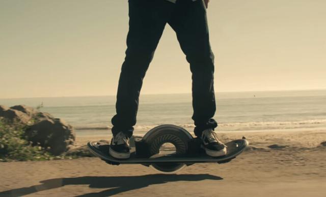 【智能界大百科】懸浮滑板Hoverboard 獨輪驅(qū)動炫酷到爆