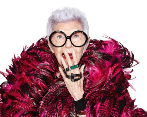 佩服！94歲外國老太推出智能珠寶