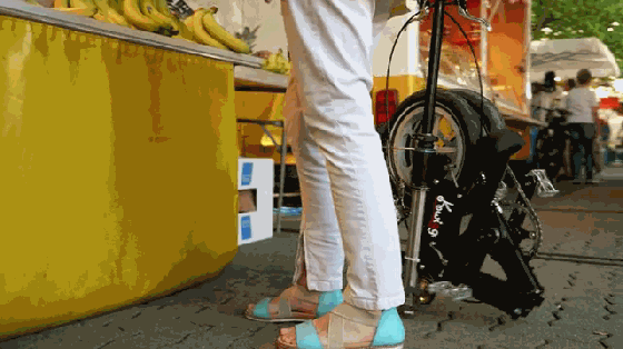 1480898950115884.gif