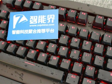 打游戲的你，需要一款炫酷雷柏V780機(jī)械鍵盤