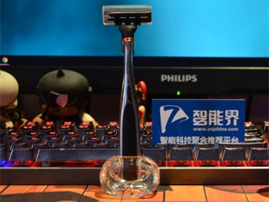 源自德國精工，解決男人面子問題——煥醒手動剃須刀H100-5五件套