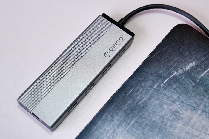 筆電拓展伴侶，ORICO TypeC擴(kuò)展塢體驗