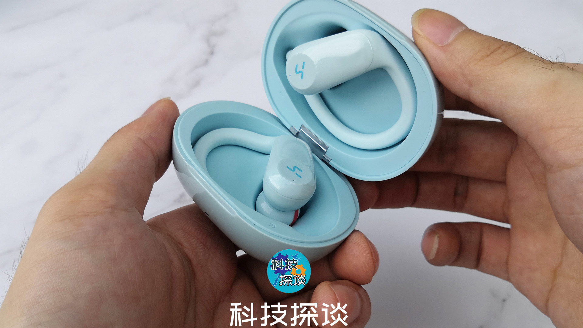 愛生活愛運(yùn)動(dòng)，超高顏值的哈氪覺醒無線藍(lán)牙耳機(jī)，真的狂甩不掉