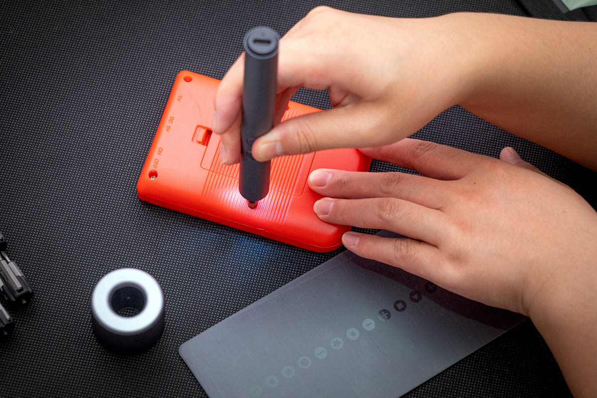 WOWSTICK PLAY電動(dòng)螺絲刀：手機(jī)，家電，家具維修拆裝必備好工具
