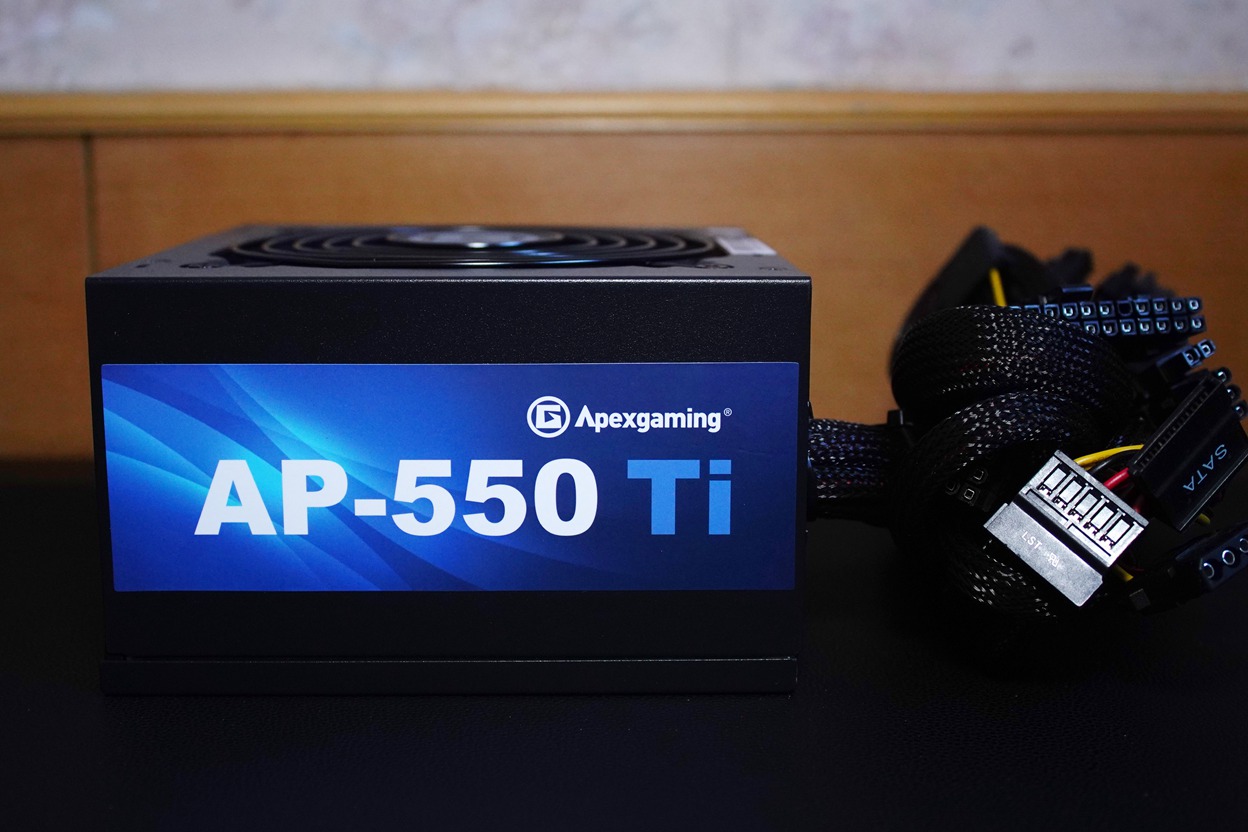 艾湃電競AP-550Ti電源：要性能，更要健康！