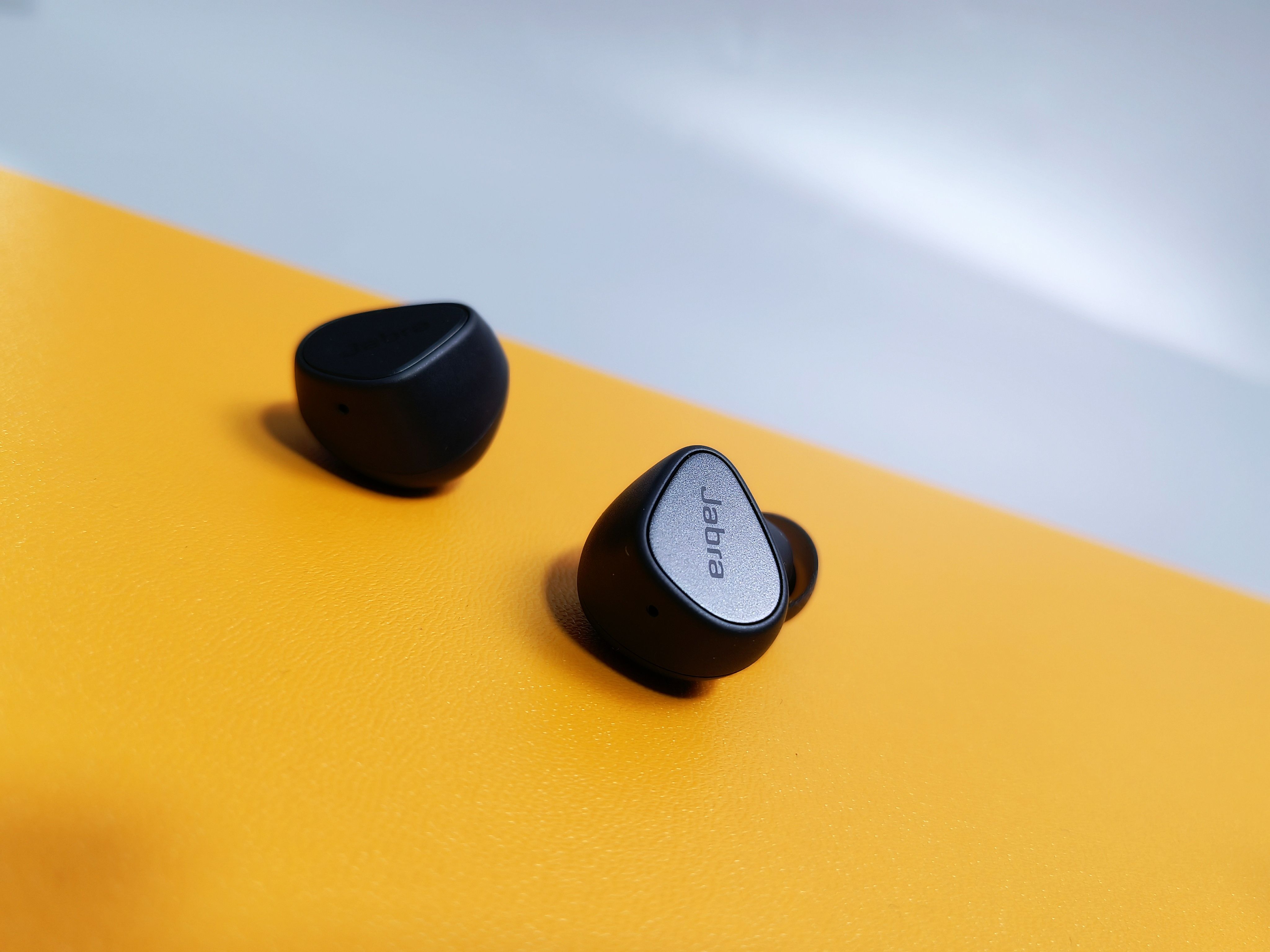 有耳機(jī)自北歐來，不亦樂乎？捷波朗(Jabra) E3耳機(jī)體驗(yàn)