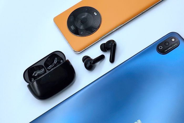 榮耀Earbuds 3 Pro：內(nèi)卷王者？不止音質(zhì)和降噪，還能AI測(cè)體溫！