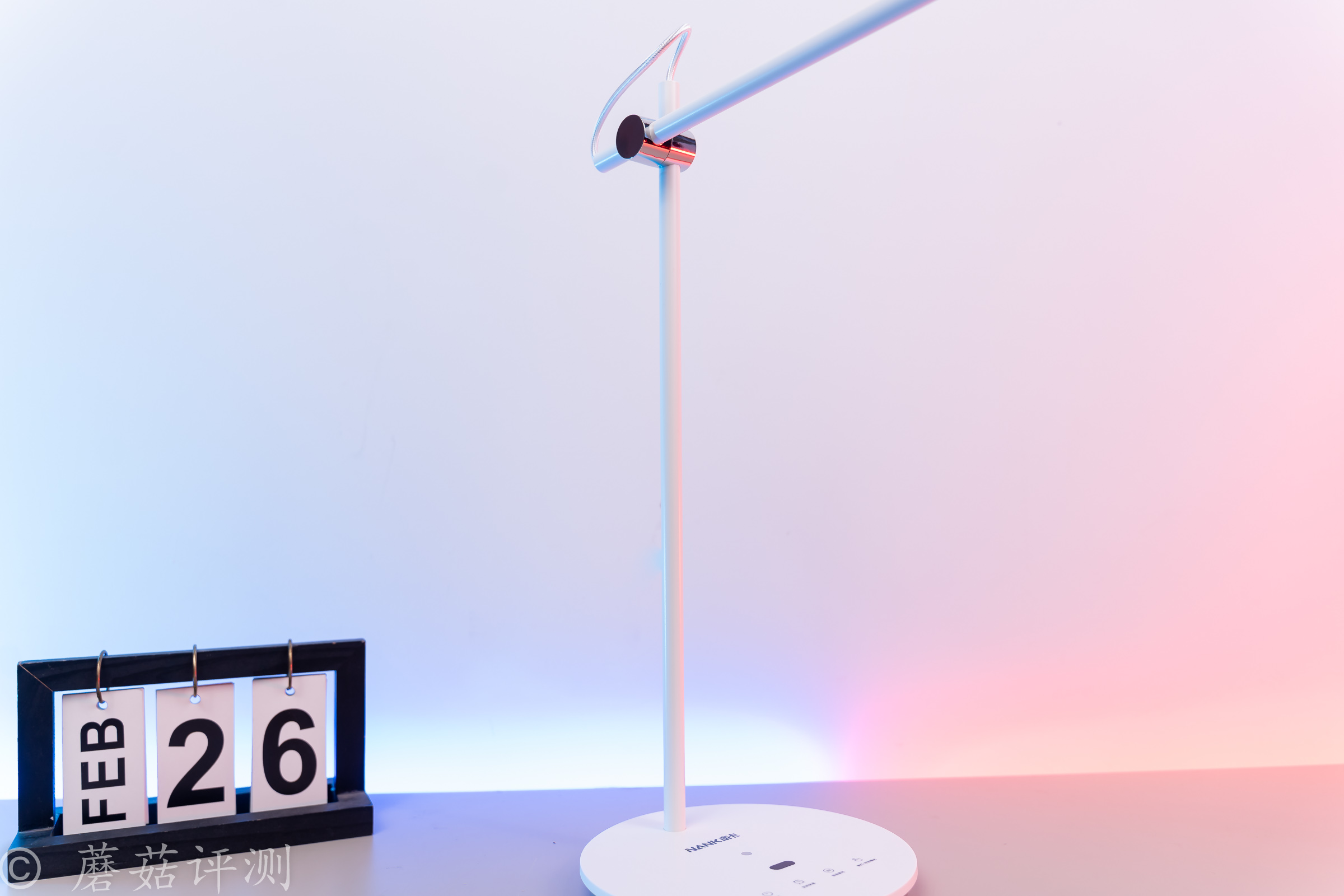 7_20220706_南卡_NANK-L1護(hù)眼臺(tái)燈學(xué)生學(xué)習(xí)專用國(guó)AA級(jí)兒童寫作業(yè)床頭書(shū)桌宿舍臥室閱讀燈家用智能學(xué)習(xí)辦公臺(tái)燈_云白色.jpg