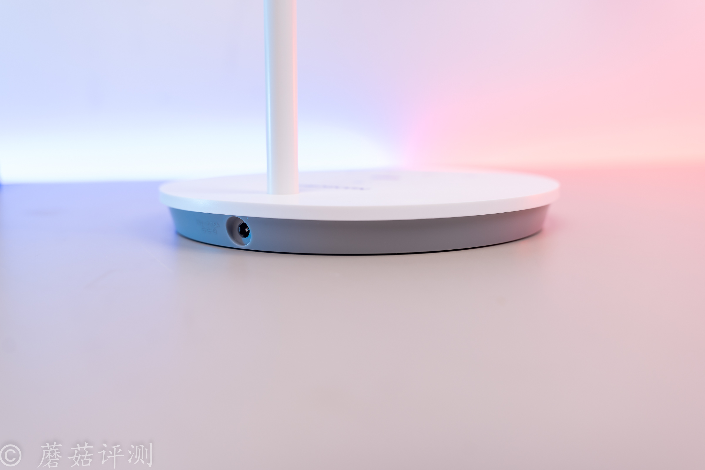 13_20220706_南卡_NANK-L1護(hù)眼臺(tái)燈學(xué)生學(xué)習(xí)專用國(guó)AA級(jí)兒童寫作業(yè)床頭書(shū)桌宿舍臥室閱讀燈家用智能學(xué)習(xí)辦公臺(tái)燈_云白色.jpg