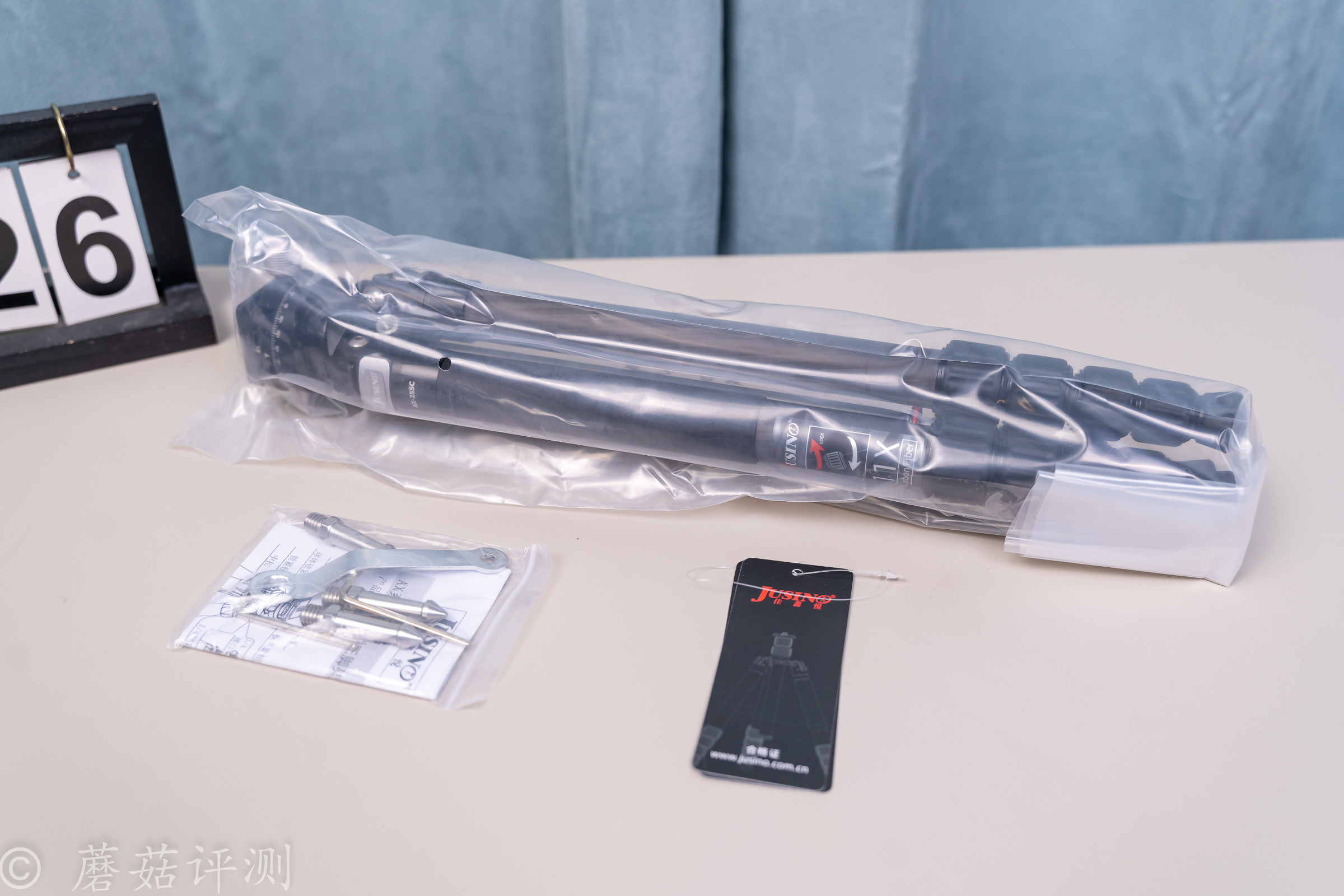 8_20221226_佳鑫悅AX-255C優(yōu)質(zhì)碳纖維三腳架云臺套裝_微單單電數(shù)碼單反相機專業(yè)三角架.jpg