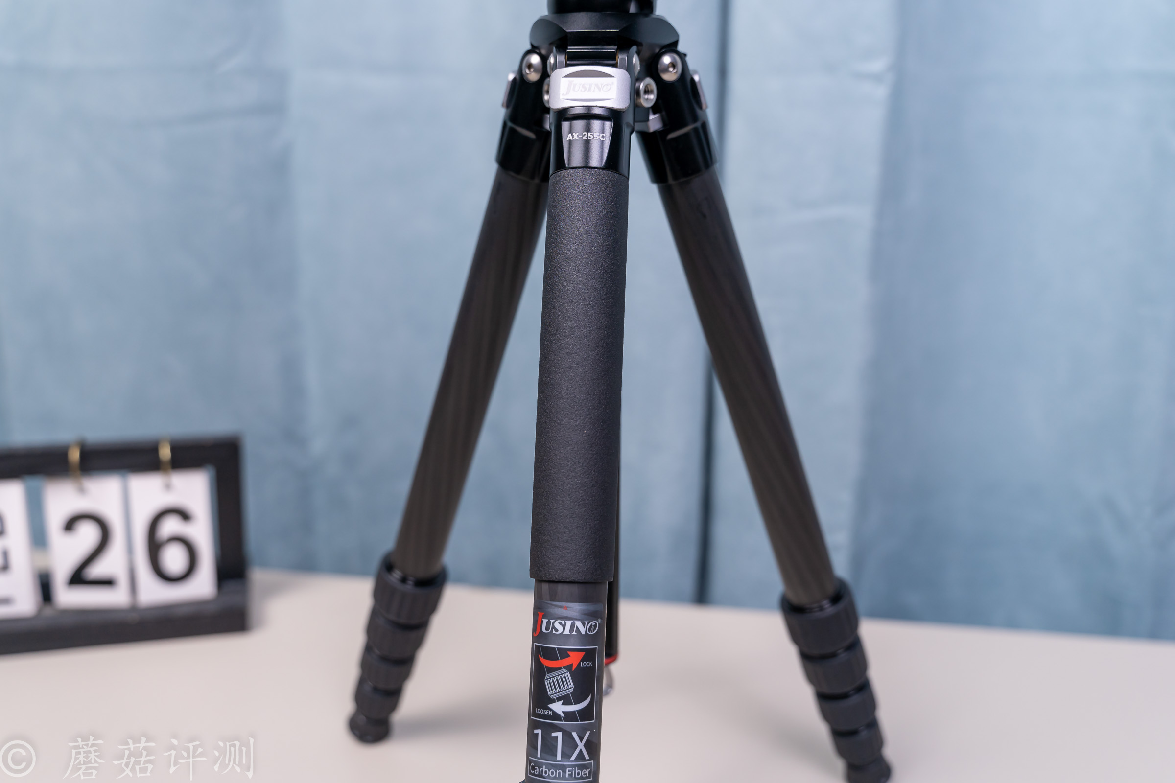 11_20221226_佳鑫悅AX-255C優(yōu)質(zhì)碳纖維三腳架云臺套裝_微單單電數(shù)碼單反相機專業(yè)三角架.jpg