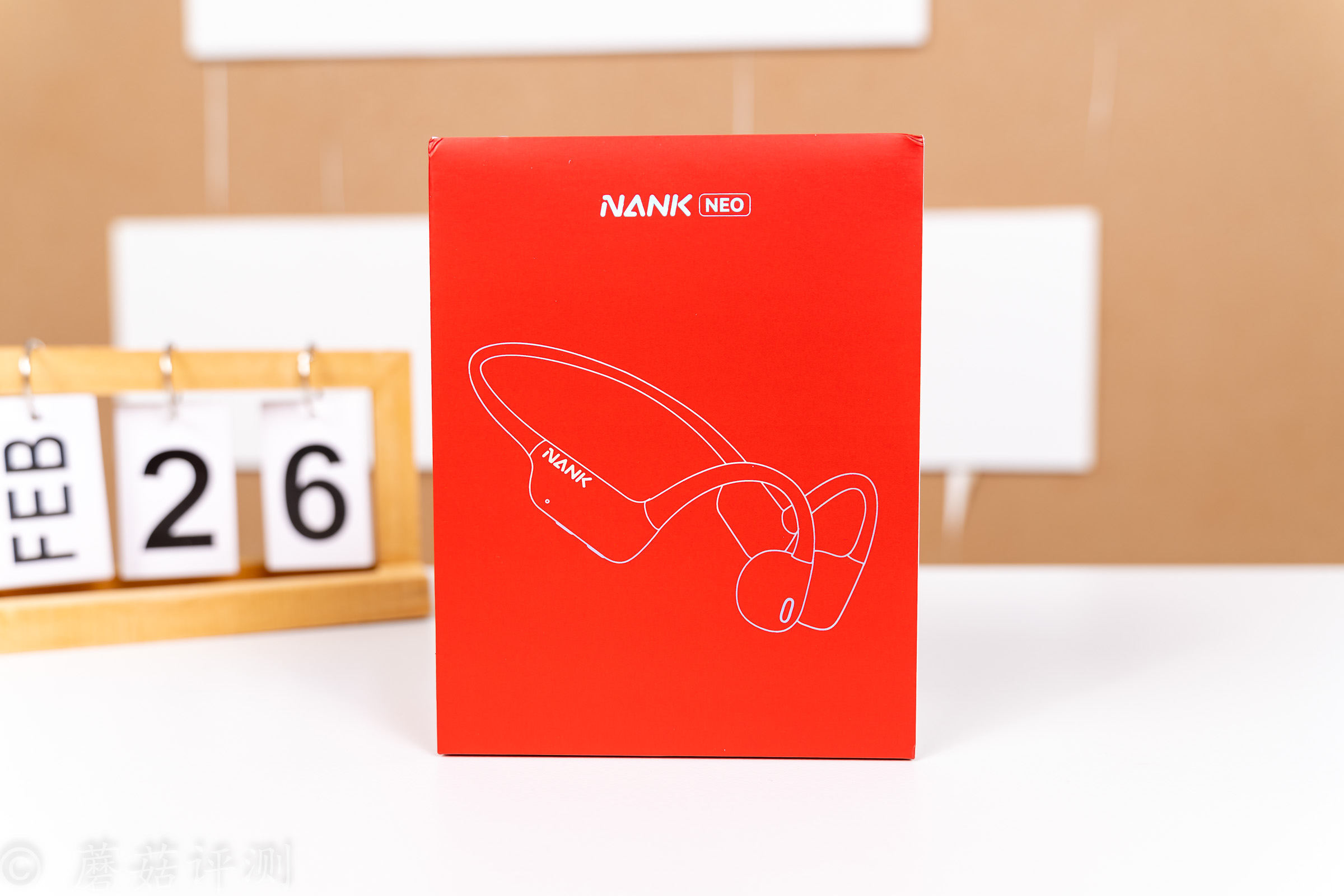 2_20230508_南卡（NANK）骨傳導(dǎo)耳機(jī)開(kāi)放式藍(lán)牙耳機(jī)專(zhuān)業(yè)跑步不入耳健身無(wú)線充電運(yùn)動(dòng)超長(zhǎng)續(xù)航NANK_NEO_朱砂紅.jpg